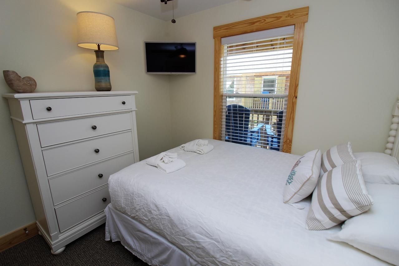 Whalebone Ocean Cottages By Kees Vacations Nags Head Eksteriør billede