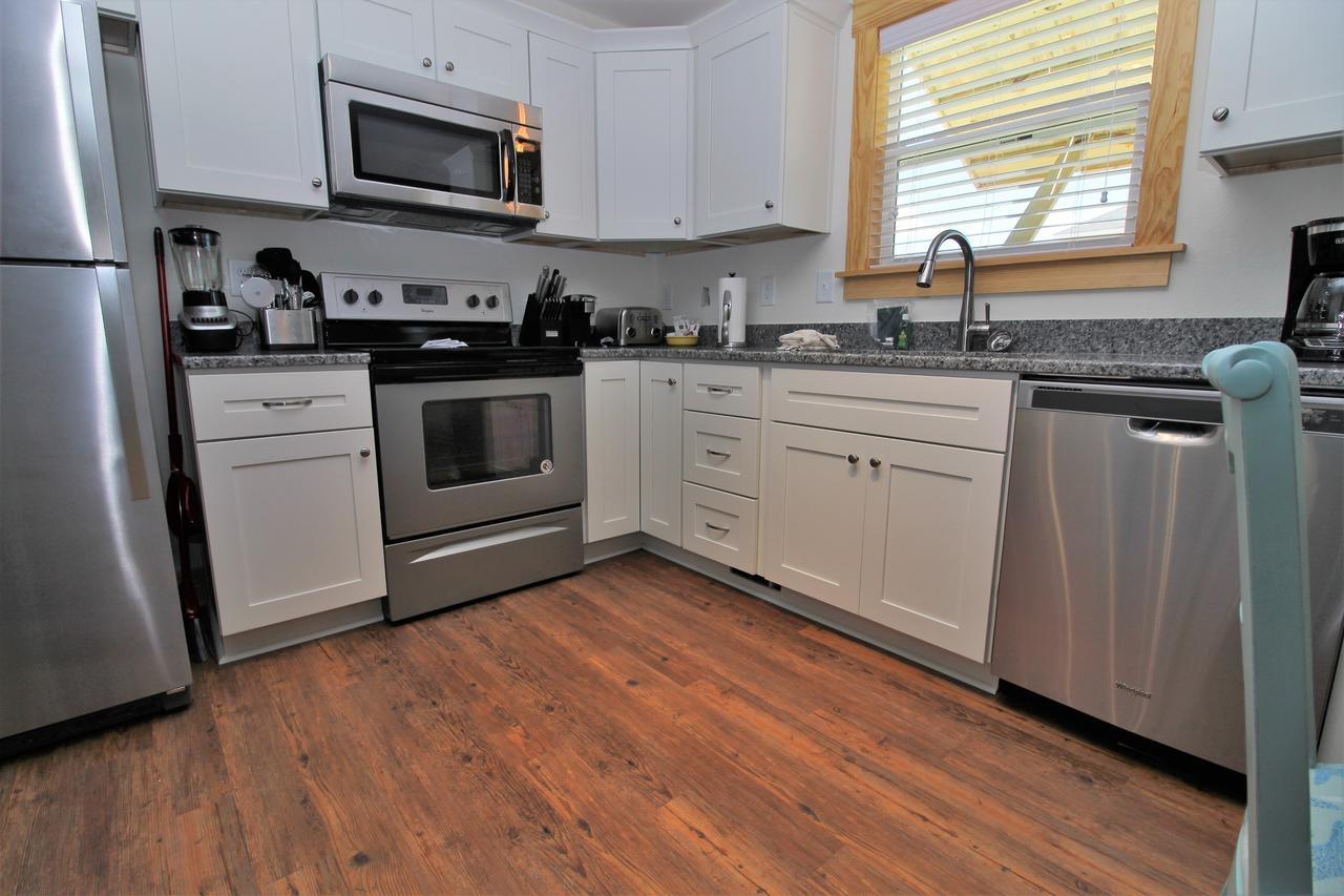 Whalebone Ocean Cottages By Kees Vacations Nags Head Eksteriør billede