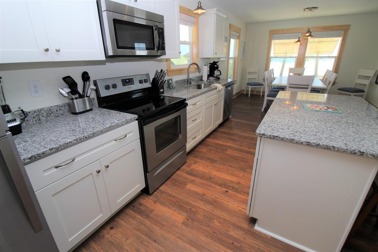Whalebone Ocean Cottages By Kees Vacations Nags Head Eksteriør billede